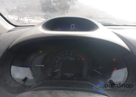 2012 Honda Insight from USA, damaged, VIN JHMZE2H38CS003495